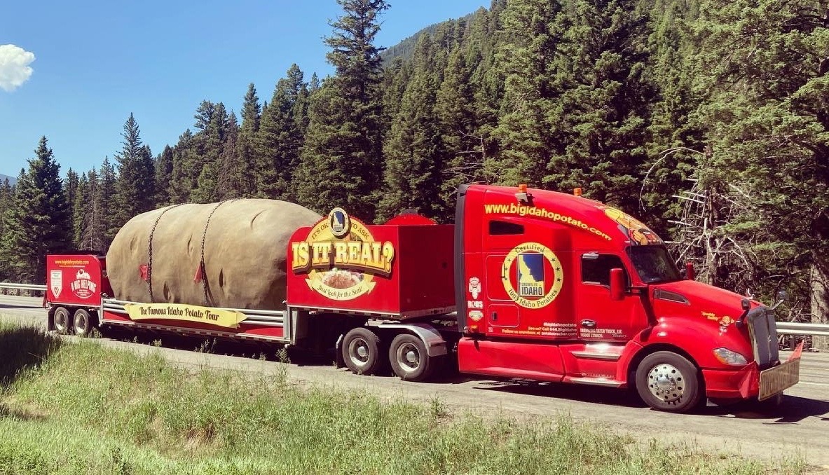 idaho potato truck - The Famous Idaho Polale Tour 00 It'S Ok O Ask Is It Real? Jei lock for the S Seal Certified Rous 100 Idaho Idaho Potatoes shopotato